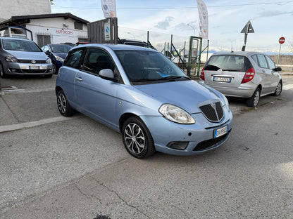 Lancia Ypsilon 2a serie 1.3 MJT 75 CV VERSUS - CAMBIO AUTOMATICO