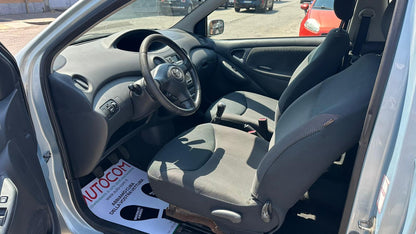 TOYOTA YARIS 1.0i 16V CAT 3P SOL BLUE